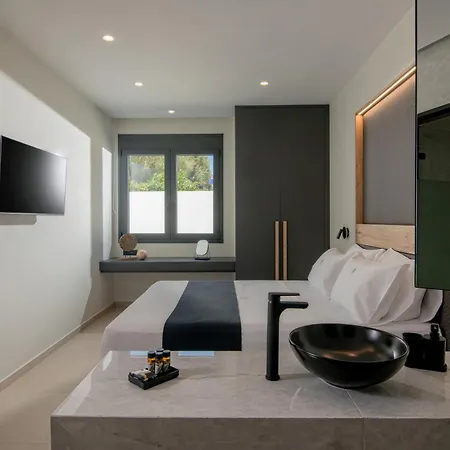 Anantia 2 - Scenic View, Luxury Experience Villa