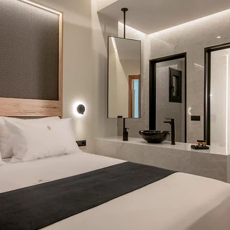 Anantia 2 - Scenic View, Luxury Experience Villa